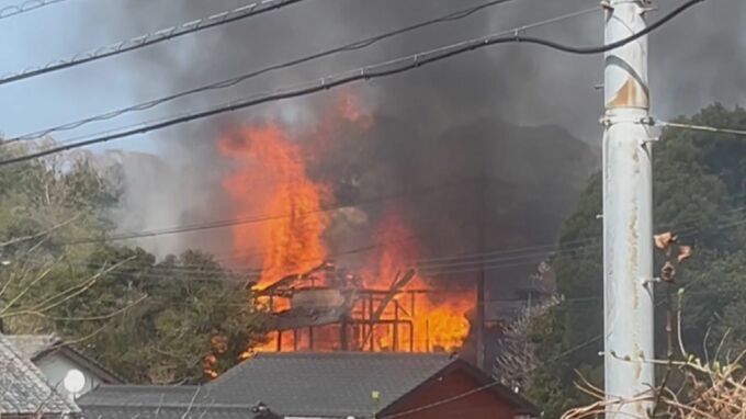 【速報】五島市で火事　建物2棟が燃える　　|　長崎のニュース | 天気 | NBC長崎放送