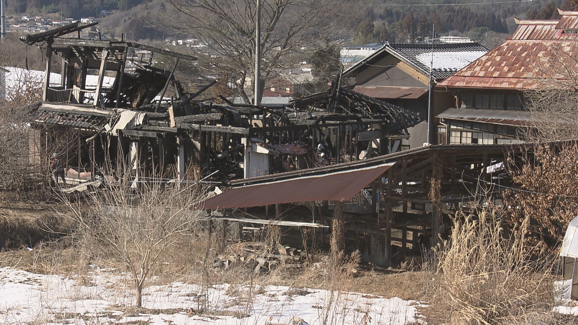 二本松市で住宅1棟全焼 焼け跡から男性1人の遺体 空き家との情報も