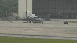戦闘機の車輪が外れて転がる 嘉手納基地で脱輪トラブル 暫定配備中のF-15E|TBS NEWS DIG