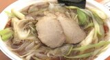 ご当地ラーメン日本一の座をつかめるか…?たっぷりのネギと黒コショウが特徴、惜しまれつつ閉店した「光蘭」の味を再現した「王様中華そば」中部代表でエントリー |TBS NEWS DIG