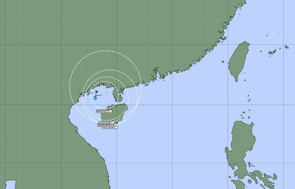 【台風のたまご】23日にも台風に発達へ…トンキン湾付近でほとんど停滞する見通し　26日に再び熱帯低気圧へ【雨と風のシミュレーション】　|　富山のニュース｜天気・防災｜チューリップテレビ