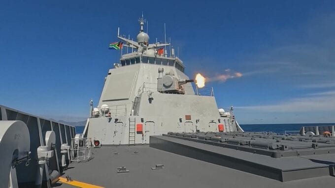 中国やロシアなどが南アフリカ沖で「BRICS」初の合同軍事演習実施　「BRICS」軍事連携強化でアメリカをけん制か|TBS NEWS DIG