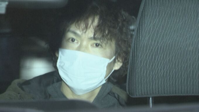 1年間で4億5000万円あまりの売り上げか　横浜市中区で違法パチスロで賭博させた疑い 店長ら5人を逮捕　スロット機やパチンコ台など約100台を押収　神奈川県警|TBS NEWS DIG