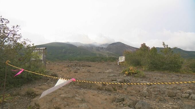望岳台から望む十勝岳