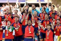 スペイン、2度目のW杯優勝－延長1－0で下す、アルゼンチンは退場響く| TBS CROSS DIG with Bloomberg
