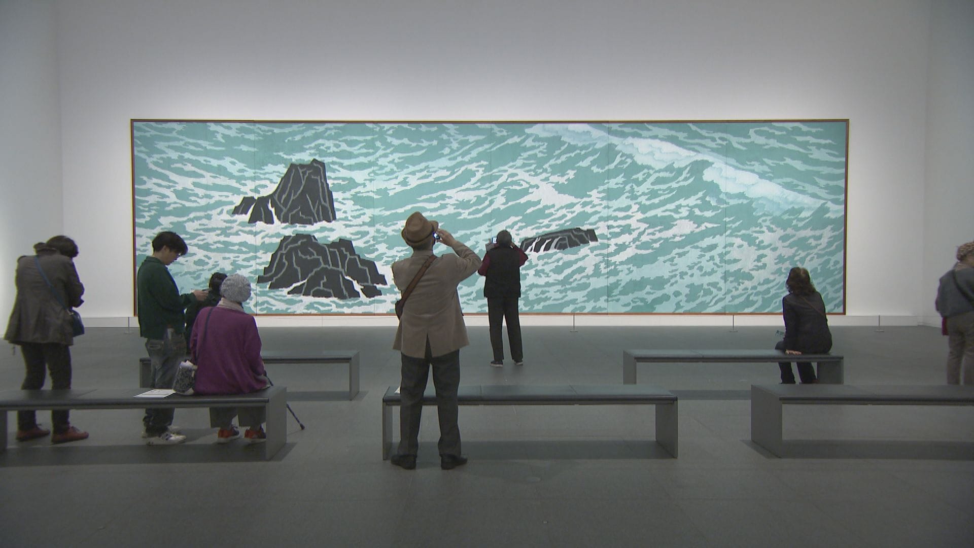 東山魁夷館の開館35周年を記念した展覧会 来場者が3万人に 東京都の