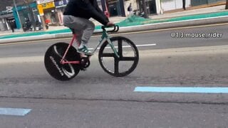 韓国でブレーキない「ピストバイク」が大ブームも“自転車トラブル急増”社会問題に 激突の衝撃で車のフロントガラスにヒビ| TBS CROSS DIG with Bloomberg