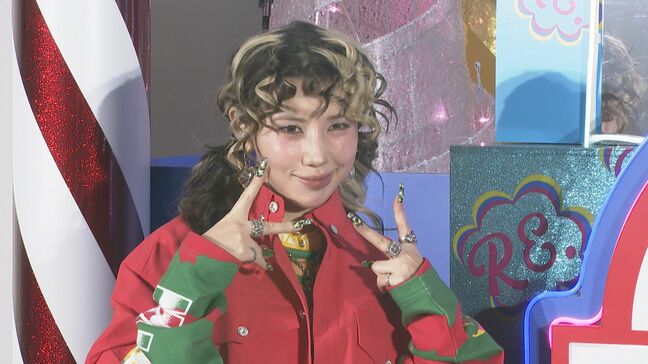 【仲里依紗】クリスマスの過ごし方は夫・中尾明慶に「何かいるって言わせる」今年は「からくり時計で」ラフォーレ原宿をド派手に彩る|TBS NEWS DIG