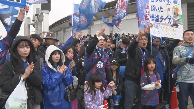 武＆末木のゴールで甲府に快勝　雪かき協力のサポーターに白星で感謝伝える　J2カターレ富山　|　富山のニュース｜天気・防災｜チューリップテレビ