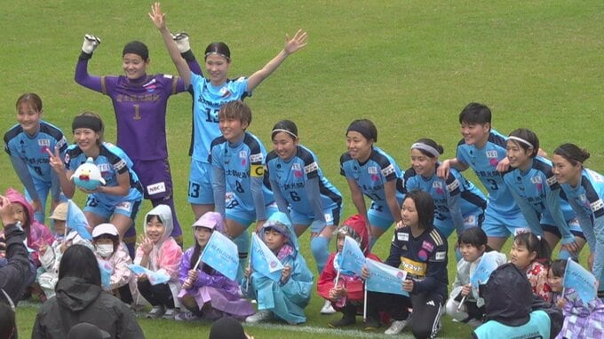 FCふじざくら山梨　韮崎開催のホーム戦でヴィアティン三重に2対1で勝利|TBS NEWS DIG