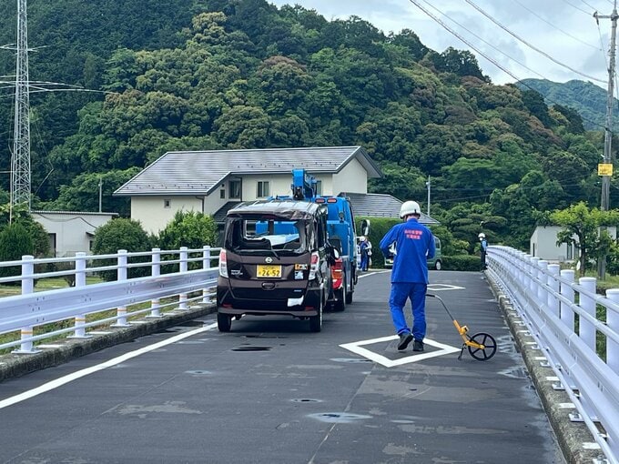 軽乗用車どうし衝突　５歳女児が右足はさまれ負傷　山口|TBS NEWS DIG