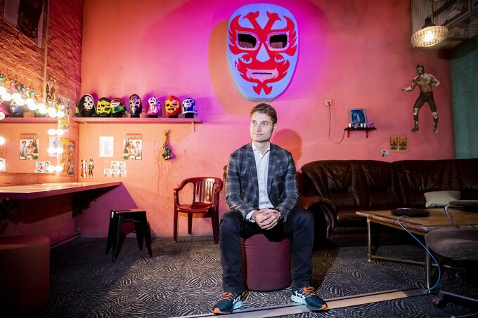 ソフトバンクG出資のゲットユアガイド、株式売り出し検討－スカイ