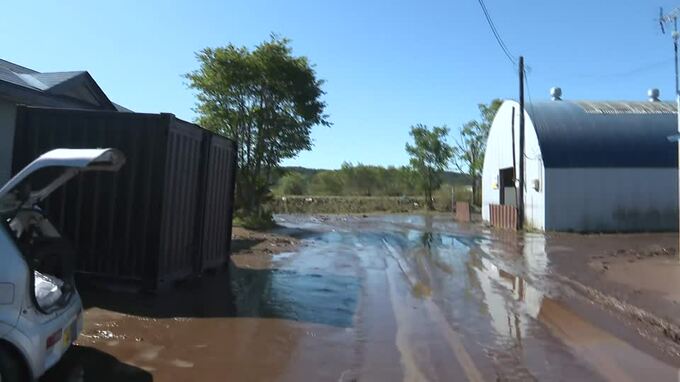 北海道で「線状降水帯」発生　各地に爪痕　白糠町では住宅3棟含む建物4棟が床上浸水　新ひだか町では突風被害　後片付けに追われる住民|TBS NEWS DIG