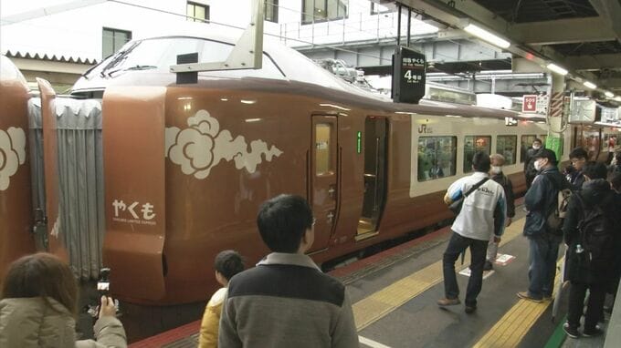 新型やくも「273系」電車の試乗会　「スムーズでびっくり」　乗り物酔い軽減も…全国初「車上型の制御付自然振り子方式」搭載　|　BSSニュース | BSS山陰放送
