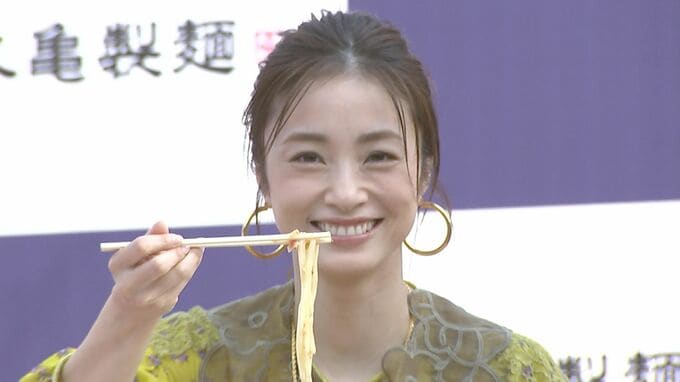 【 上戸彩 】自身の職人技は「街中で芸能人をみつける職人」　でも自身の存在感は「まったく気付いてもらえません」|TBS NEWS DIG