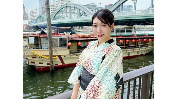 【穂川果音】　「暑さが怖くて着られない」夏の風情漂う屋形船バックに黒い帯が際立つ上品な浴衣姿を披露|TBS NEWS DIG