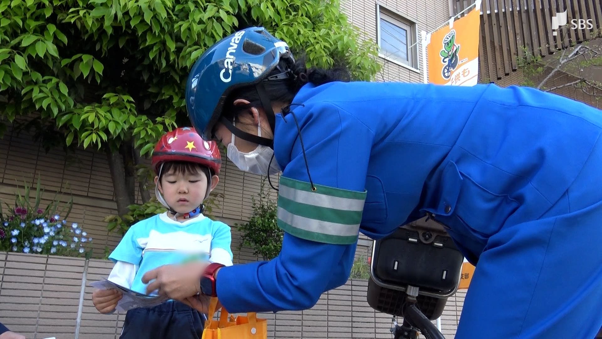 かぶってない人まだ多い」親世代にも 幼稚園で“ヘルメット”着用