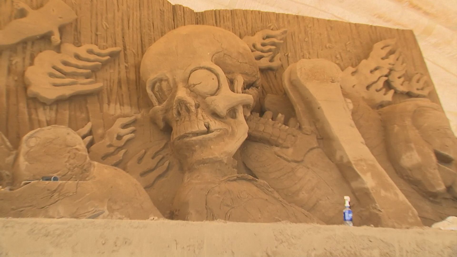 砂の美術館「砂で世界旅行・日本」に新作砂像 テーマは「日本の妖怪