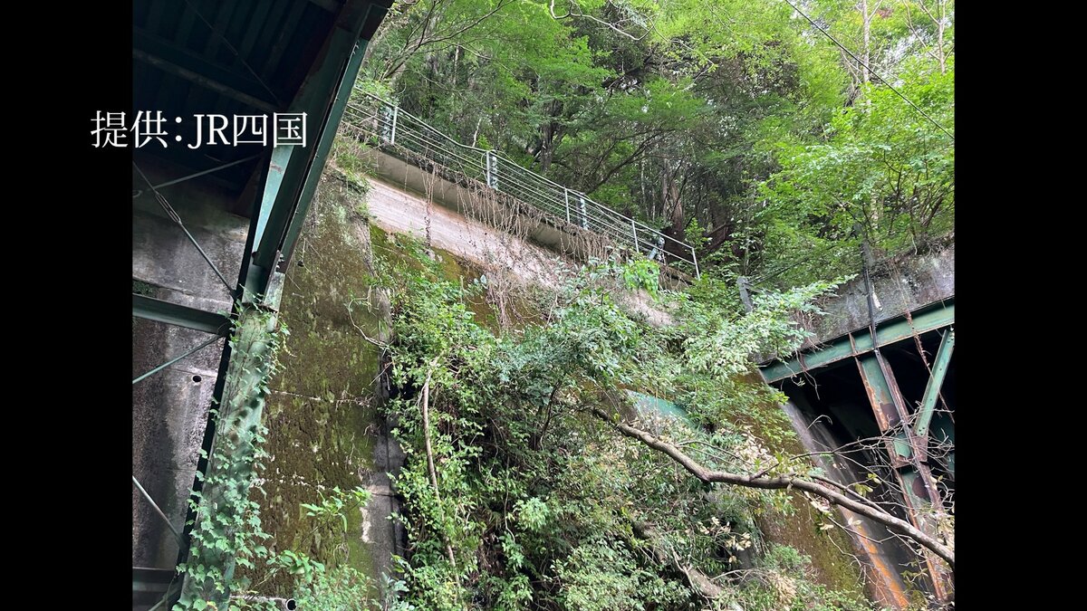 【運転再開】JR土讃線（特急列車）阿波池田ー高知間（普通列車）小歩危―大歩危間　倒木発生で一時運転見合わせ（6日午後6時更新）