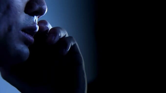 「見たまま・聞いたまま」が通用しない ディープフェイク時代に求められる企業の自己防衛策