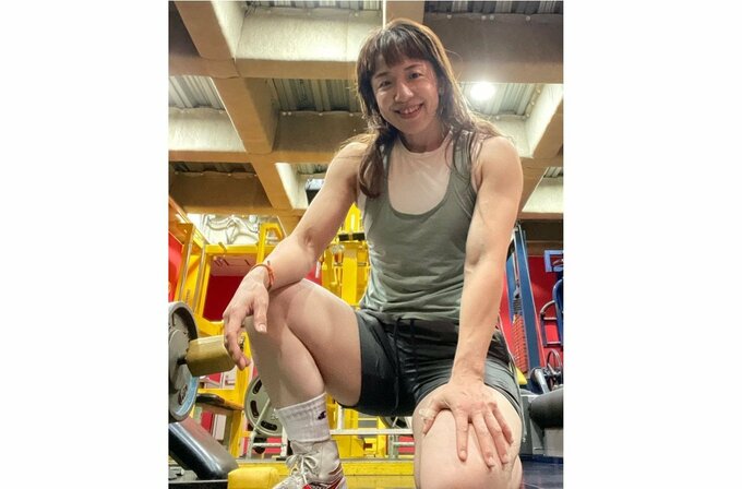 浜口京子さん　「本日も筋力トレーニング」　笑顔のアピールに反響|TBS NEWS DIG