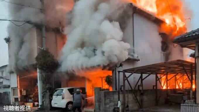 「家が燃えている」高松市で住宅が火事　女性1人がけがをして救急搬送【香川】|TBS NEWS DIG