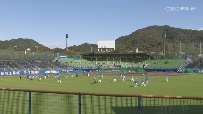 井上竜が初の高知キャンプ 投手は？野手は？注目選手にファンとして辛口激励　|　名古屋・愛知・岐阜・三重のニュース【CBC news】 | CBC web