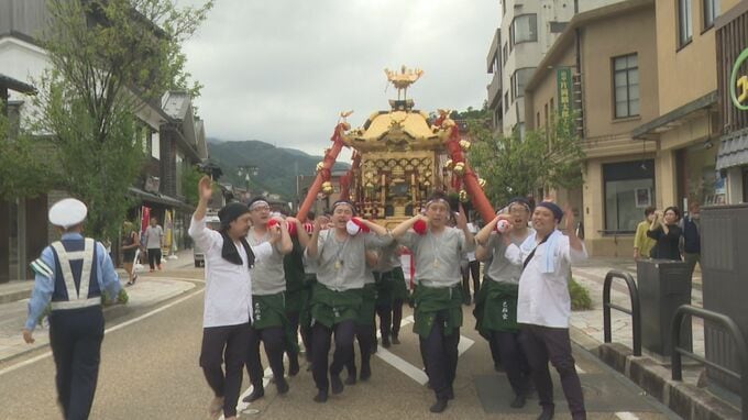 加賀温泉郷に秋の訪れ告げる 山中温泉で「こいこい祭」　|　石川県のニュース｜MRO北陸放送