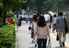 比較するほど迷う20代の保険選び　データで読み解く「必要最小限」の裏側にある不安| TBS CROSS DIG with Bloomberg