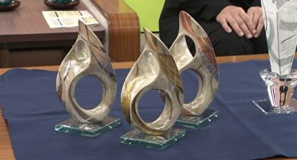 [ 新品　]トロフィー 金沢マラソン2024」入賞者トロフィー完成・友禅染と陶芸の技法を生かす