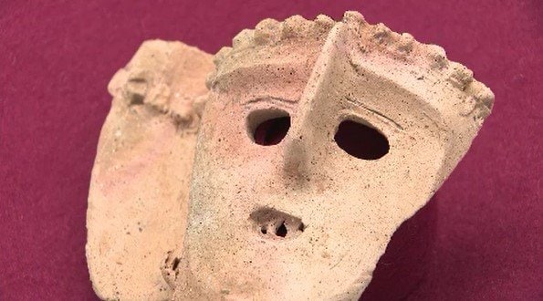 笑ってる？困ってる？「顔つき」がわかる「人面付土器」が長野市で出土「表情がはっきりとわかる土器は珍しい」　約2000年前の弥生時代の土器　11月3日に遺跡の現地説明会で公開へ|TBS NEWS DIG