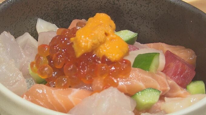 「北陸に来た喜び・楽しみを感じられる店に」北陸新幹線加賀温泉駅に地元食材の料理や地酒提供のカフェ&バーがオープン|TBS NEWS DIG