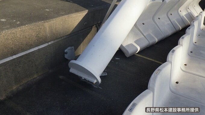 照明施設の鉄骨部材が落下　松本市の「サンプロ アルウィン」　観客席の一部が破損　けが人はなし 　安全確認されるまで当面の間スタジアムの使用を見合わせ　|　SBC NEWS | 長野のニュース | SBC信越放送