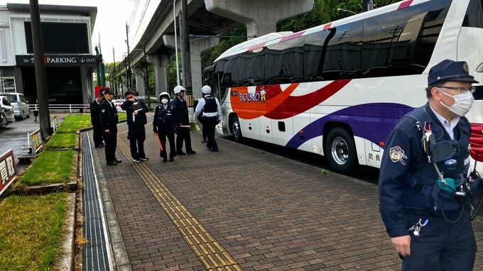 【速報】「ナイフを所持した男が…」高速バスの車内で折りたたみナイフ所持か　60代の男を現行犯逮捕　　警察が安全確保し突入　広島　|　RCC NEWS | 広島ニュース | RCC中国放送