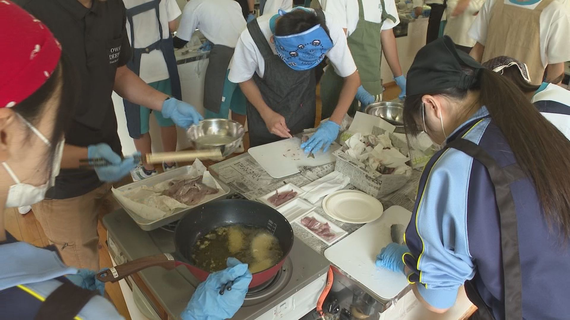 イマドキの子どもって魚さばける？中学3年生がアジの三枚おろしに挑戦「意外と簡単だった」