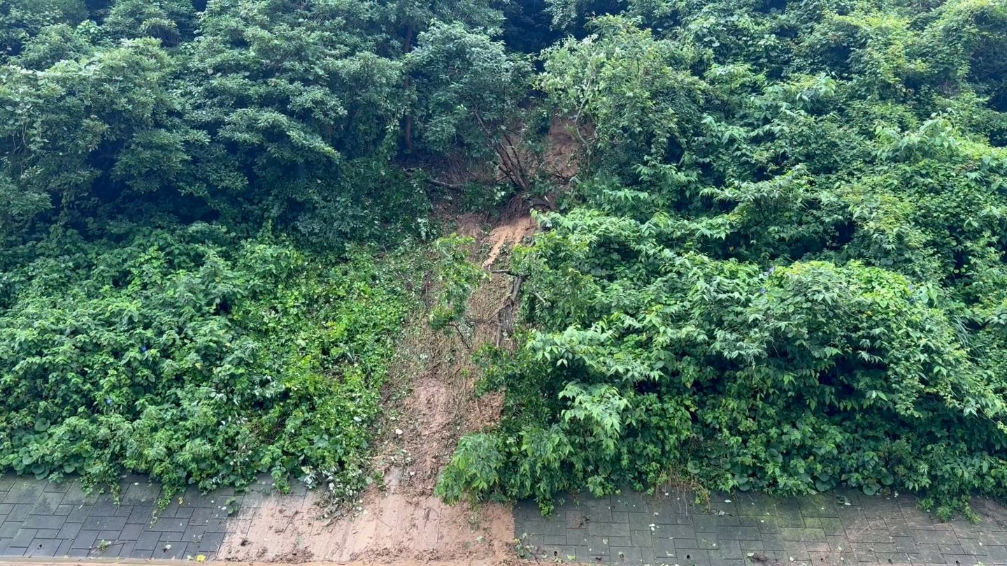 床上浸水1棟 県道土砂崩れ2か所 甑島で記録的短時間大雨情報135ミリ