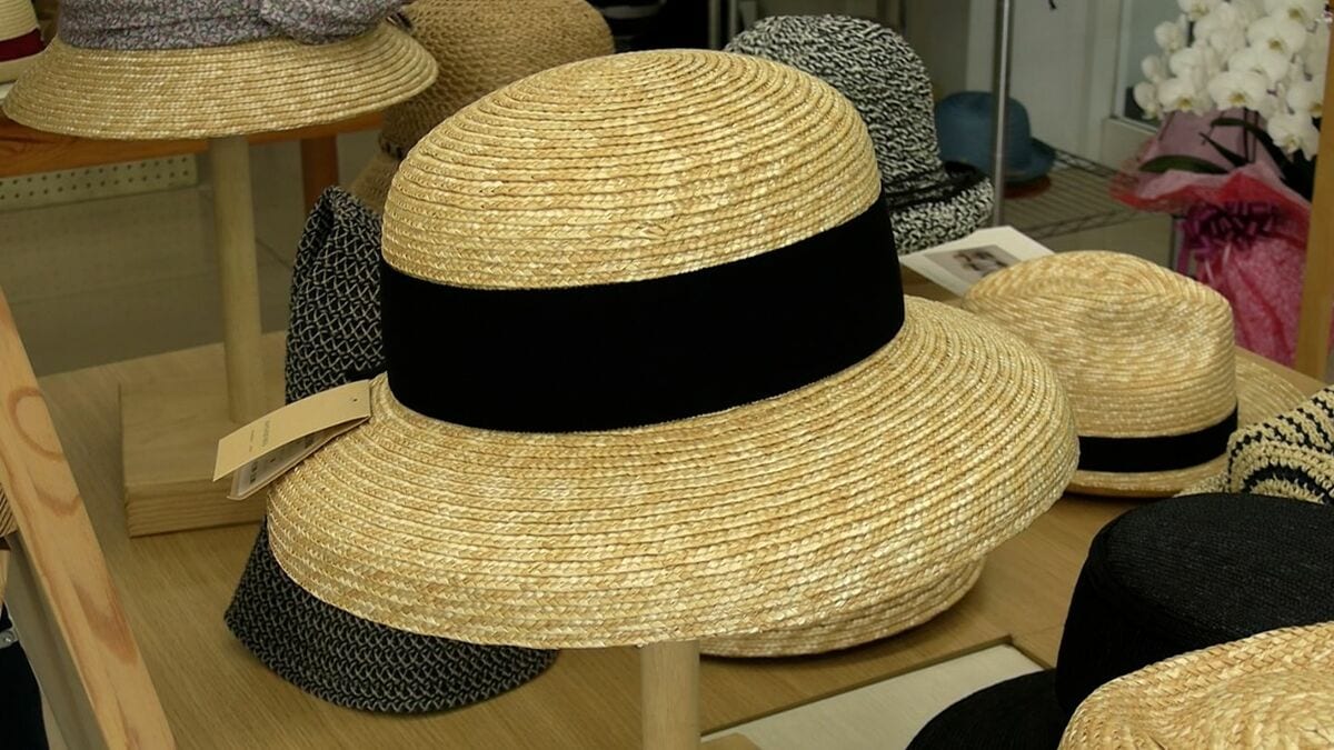 明治時代から麦わら帽子製造を手がける老舗「石田製帽」がJR笠岡駅構内