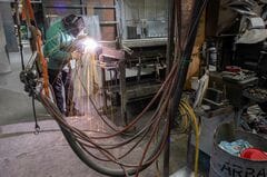 米ＩＳＭ製造業指数、９カ月ぶり低水準ー受注や雇用の低調響く| TBS CROSS DIG with Bloomberg