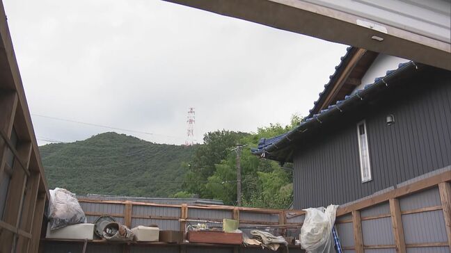 気象台「竜巻の可能性が高い」岐阜市で24棟が被害  室内にガラスが散乱…瓦や屋根などが吹き飛んだ住宅も  けが人なし|TBS NEWS DIG