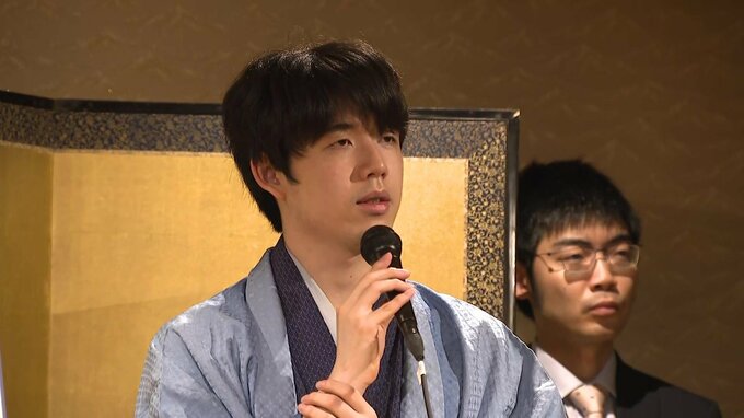 予想していない展開に「一手一手難しかった」 藤井聡太八冠『棋聖戦第2局』で勝利　“永世棋聖”に王手|TBS NEWS DIG
