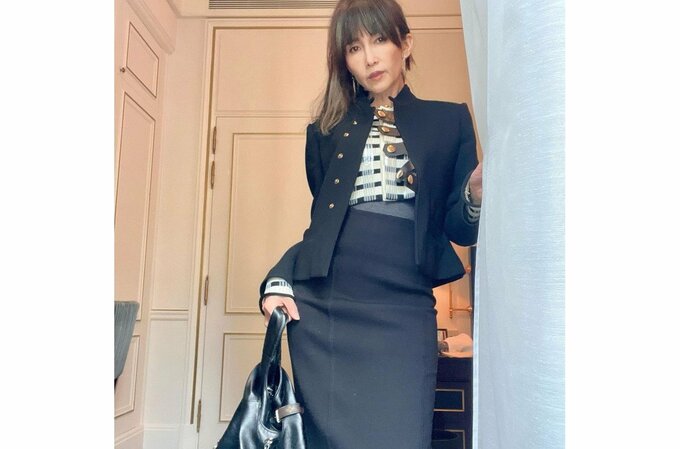工藤静香さん　「ルイ・ヴィトン」コーデのショット公開　「カッコよくキマっててめちゃくちゃ素敵」|TBS NEWS DIG