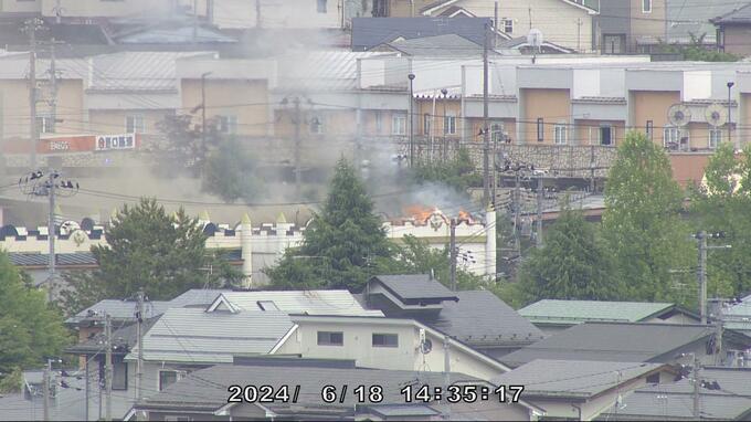 【速報】山形市の宿泊施設で火災　出火時複数の人が中に　火事現場は住宅街で隣は保育所　子どもたちは近くの高校に避難　消火活動中　|　山形のニュース│TUYテレビユー山形