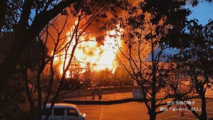 「家が燃えている」２階建て住宅が全焼　住人の６０代と４０代の親子は逃げ出して無事　|　福岡のニュース｜RKB NEWS｜RKB毎日放送