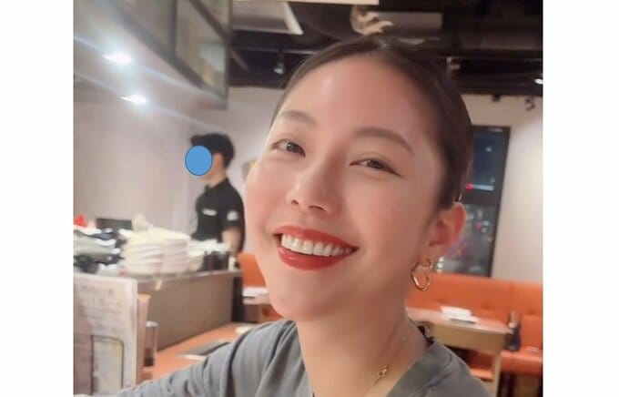 【水沢エレナ】　「33歳になりました」「歳を重ねるたびに、産んで育ててくれた母に感謝の気持ちが増してゆきます」|TBS NEWS DIG