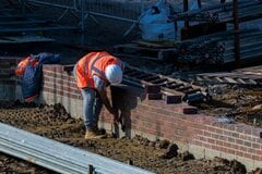 英雇用市場の低迷、金融危機時以来の長期化－進むコスト削減やAI投資| TBS CROSS DIG with Bloomberg