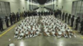 トランプ政権が敵性外国人法を適用し、国外追放したベネズエラ人のなかに犯罪歴がない亡命申請中の男性が…エルサルバドルの巨大刑務所に収容されたか|TBS NEWS DIG