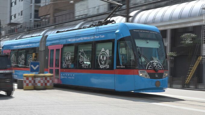 “路面電車”の魅力たっぷり！ドラえもんトラムが人気の「万葉線」でe旅を　富山・高岡　|　富山のニュース｜天気・防災｜チューリップテレビ