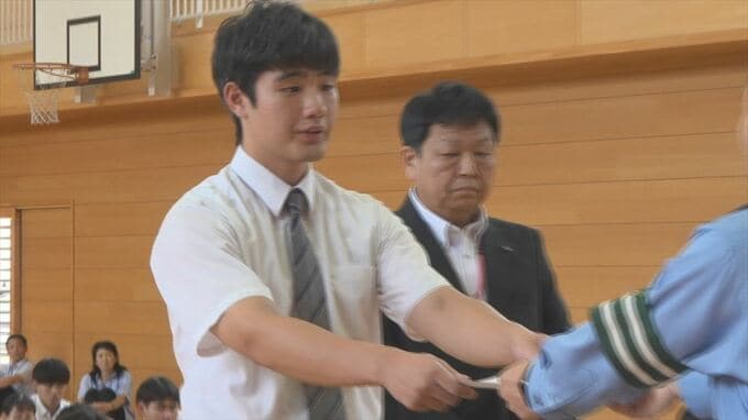 自転車の安全利用に取り組むモデル校　生徒の7割が自転車通学の支援学校で委嘱式　山梨・桃花台学園　|　山梨のニュース | ＵＴＹテレビ山梨