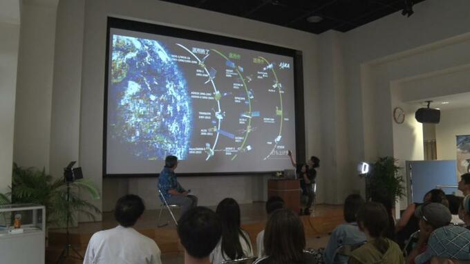 深海と宇宙の魅力を紹介 沖縄美ら海水族館とJAXAが共同で展示会|TBS NEWS DIG