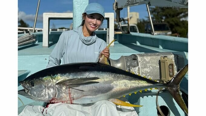 【 片原恵麻 】　キハダマグロと笑顔　「大好きな子に会ってきたー」　宮古島で釣りを満喫|TBS NEWS DIG